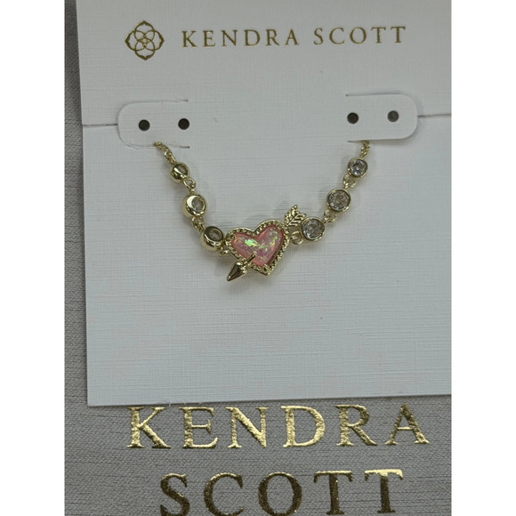 Kendra Scott Jewelry - Kendra Scott Pink Heart Bracelet